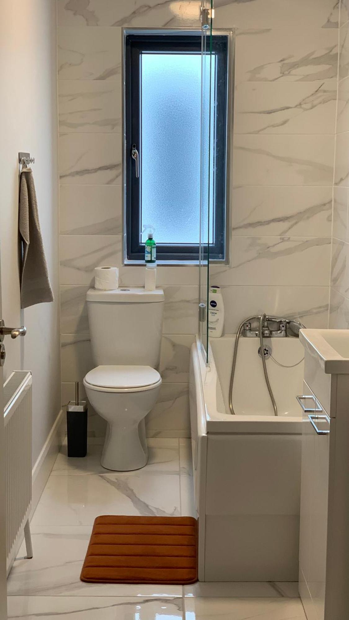 Large Bedroom Near To The Center Κορκ Εξωτερικό φωτογραφία